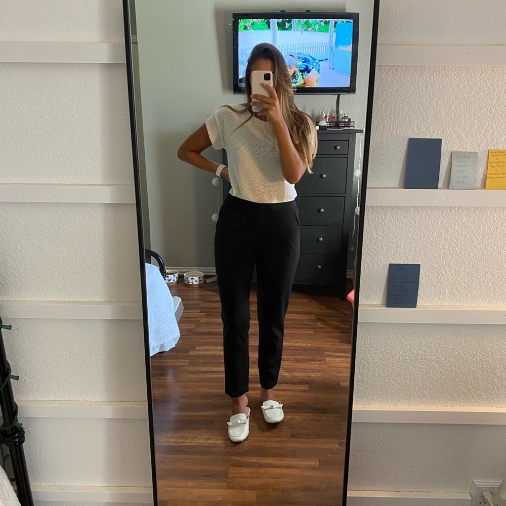 Very nice black dress pants!